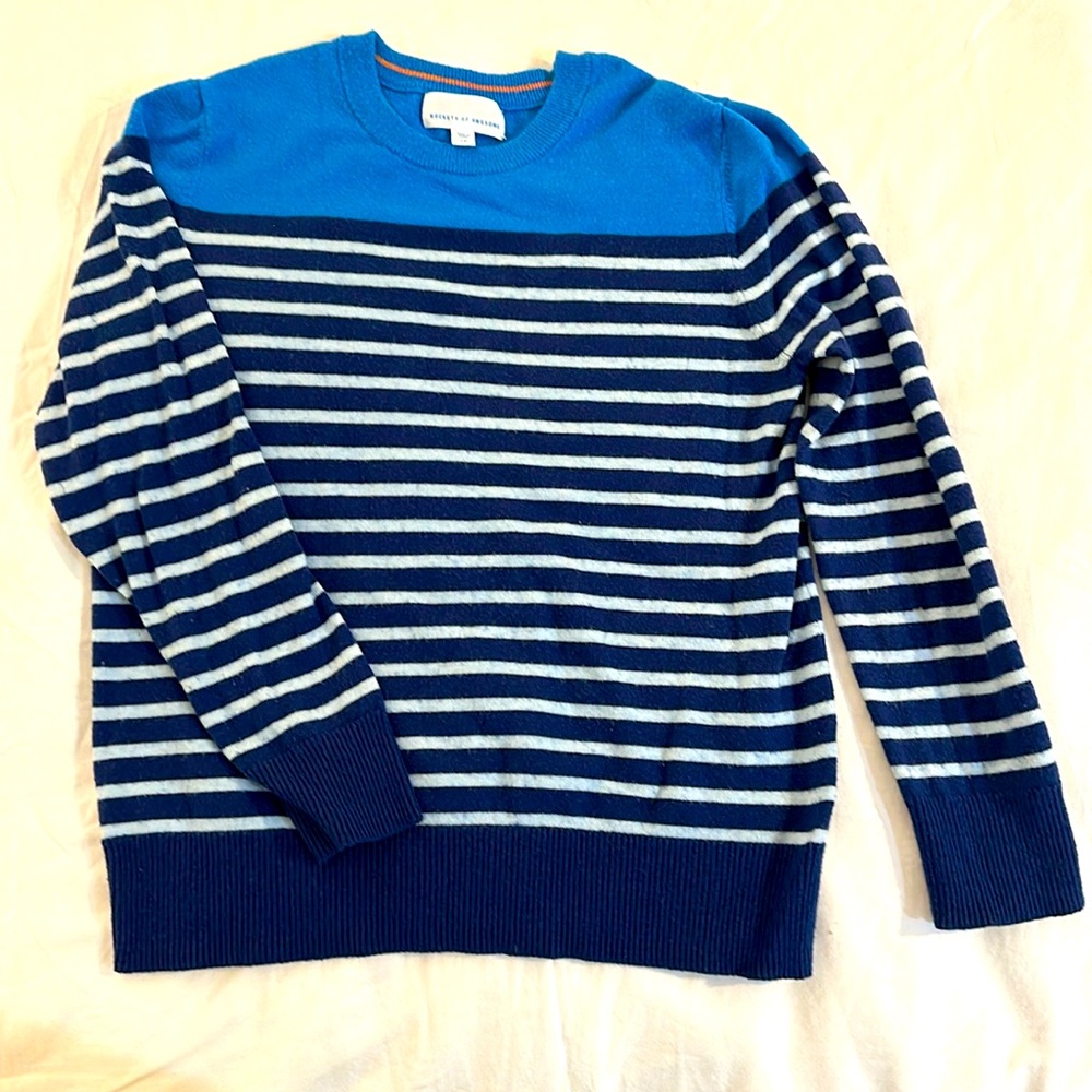 Boys Sz 10 Sweater , Brand : Rockets of Awesome